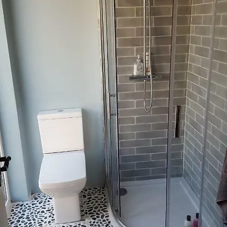 Our אניסקרון